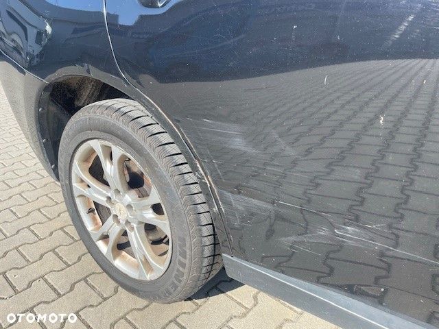 Mitsubishi Outlander 2.0 Intense + - 9