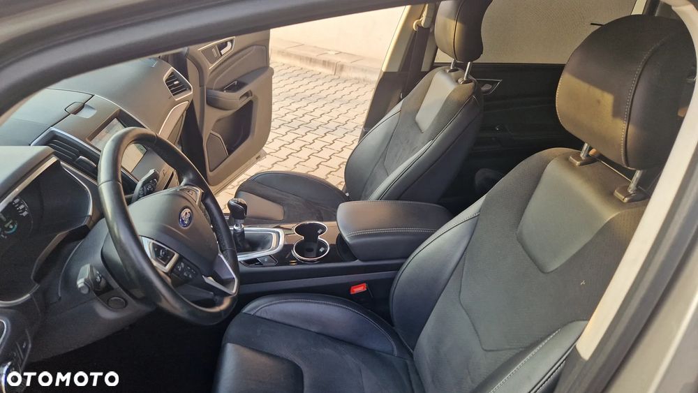 Ford S-Max 2.0 TDCi Titanium - 22