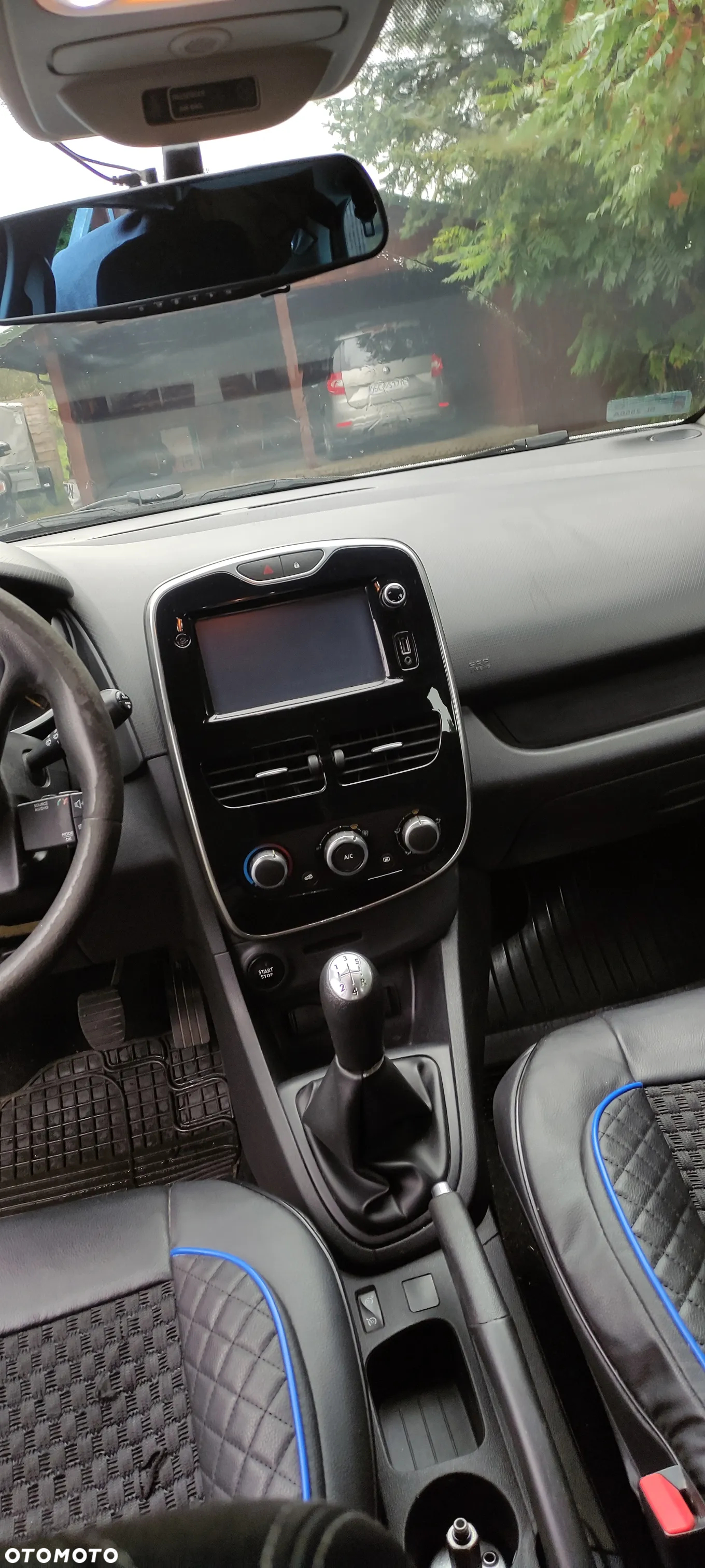 Renault Clio 1.2 16V Life - 11