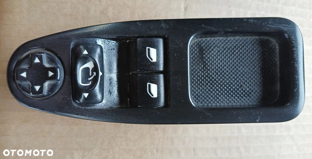 Expert II panel przełącznik sterowania szyby lewy przód funkcja składanych lusterek Peugeot - 1