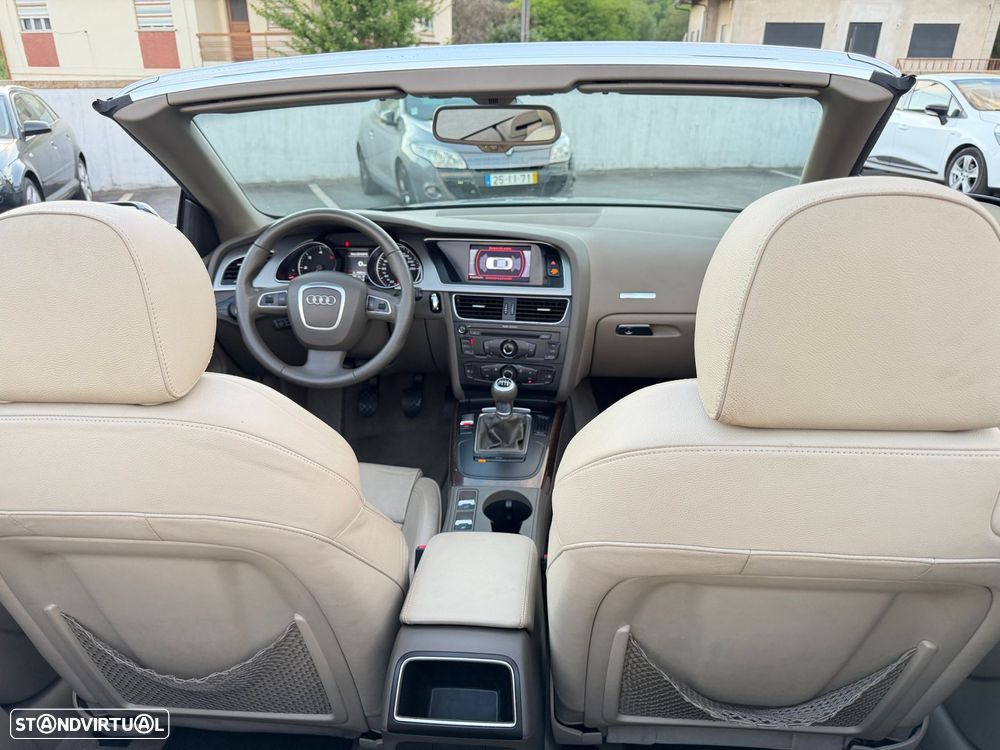 Audi A5 Cabrio 2.0 TDi S-line - 8