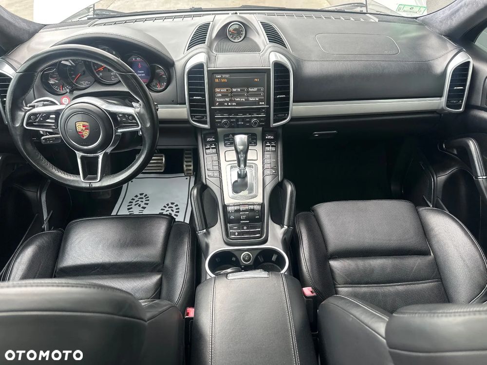 Porsche Cayenne - 11