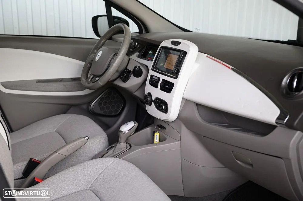 Renault Zoe (c/ Bateria) 41 kwh Intens - 23