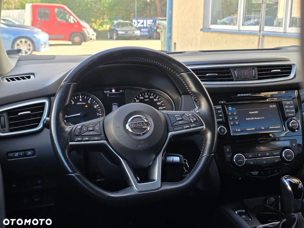 Nissan Qashqai 1.2 DIG-T N-Tec Xtronic EU6 - 25