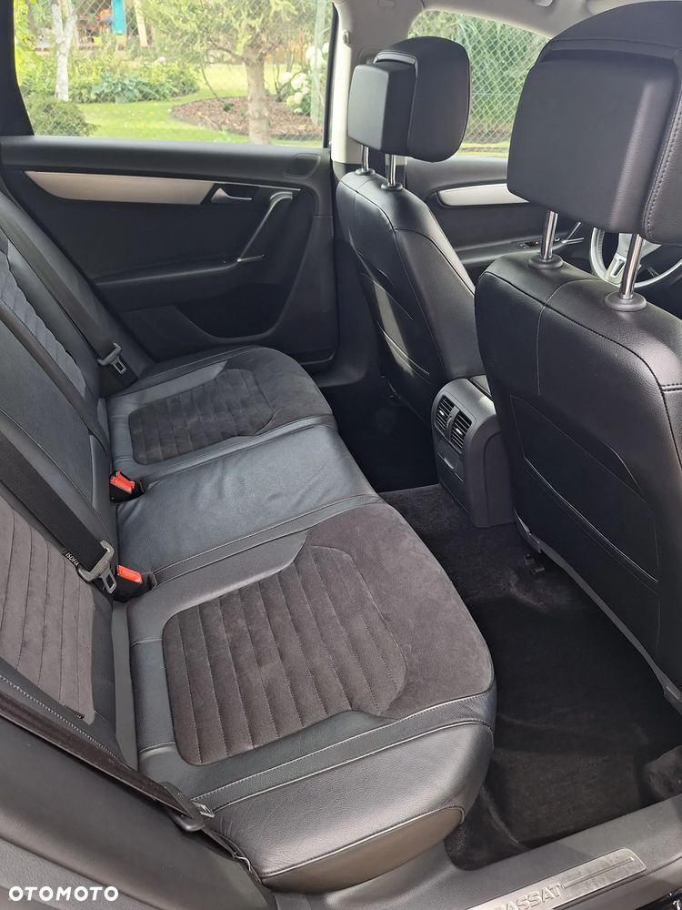 Volkswagen Passat 2.0 TDI 4Motion Comfortline - 13
