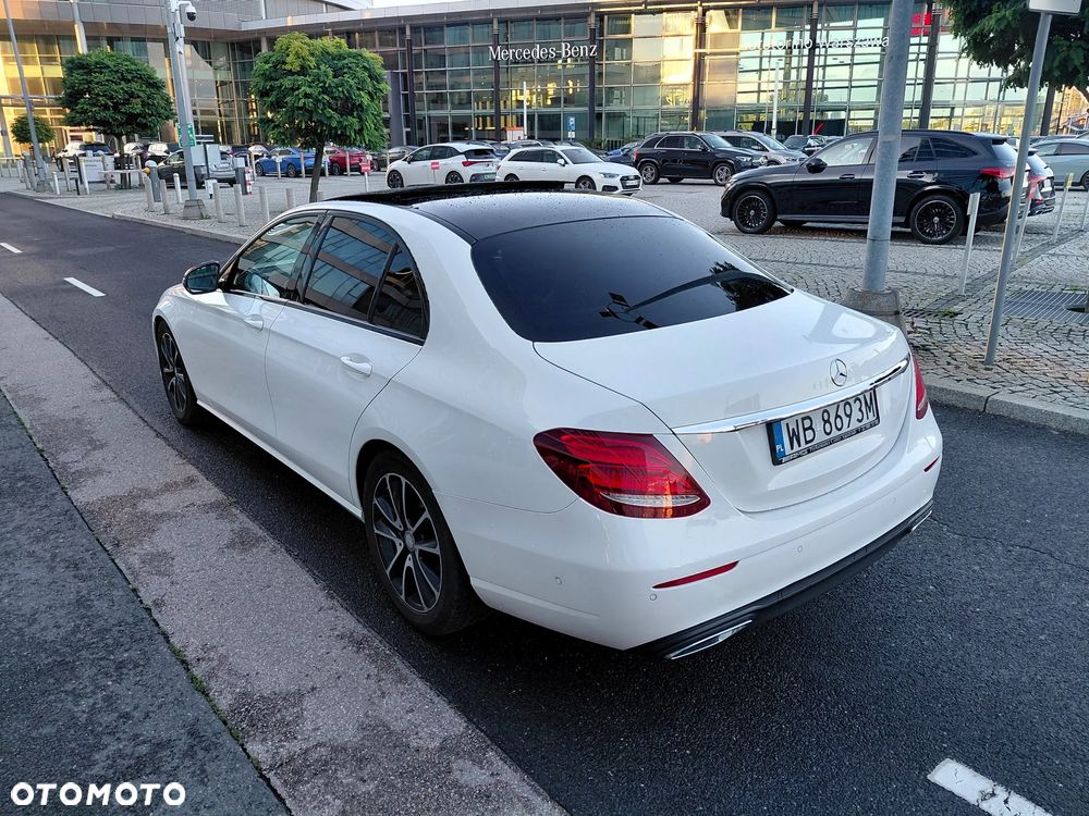 Mercedes-Benz Klasa E 220 d 9G-TRONIC - 11