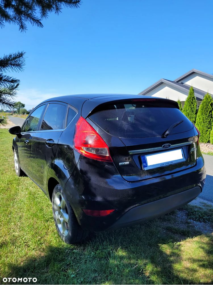 Ford Fiesta - 5