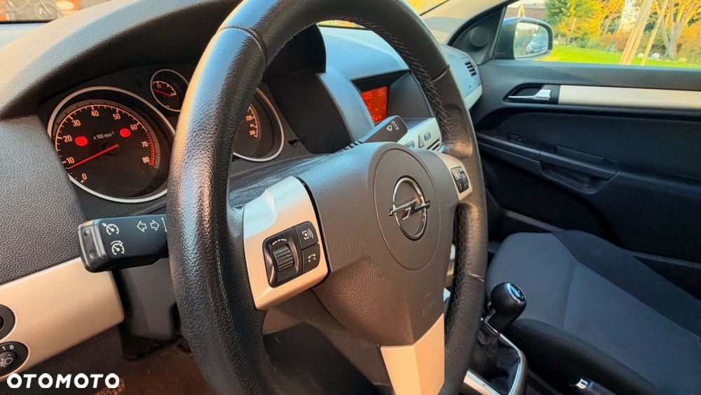 Opel Astra 1.4 - 12