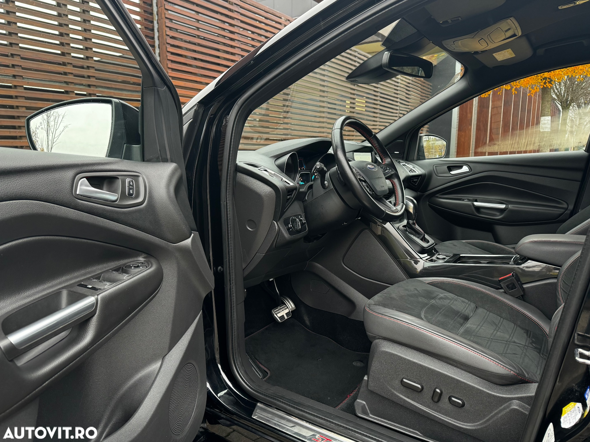 Ford Kuga 2.0 TDCi 4x4 Aut. ST-Line - 15