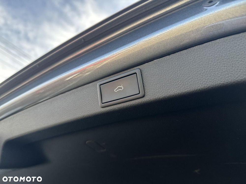 Skoda Octavia 2.0 TDI RS DSG - 36