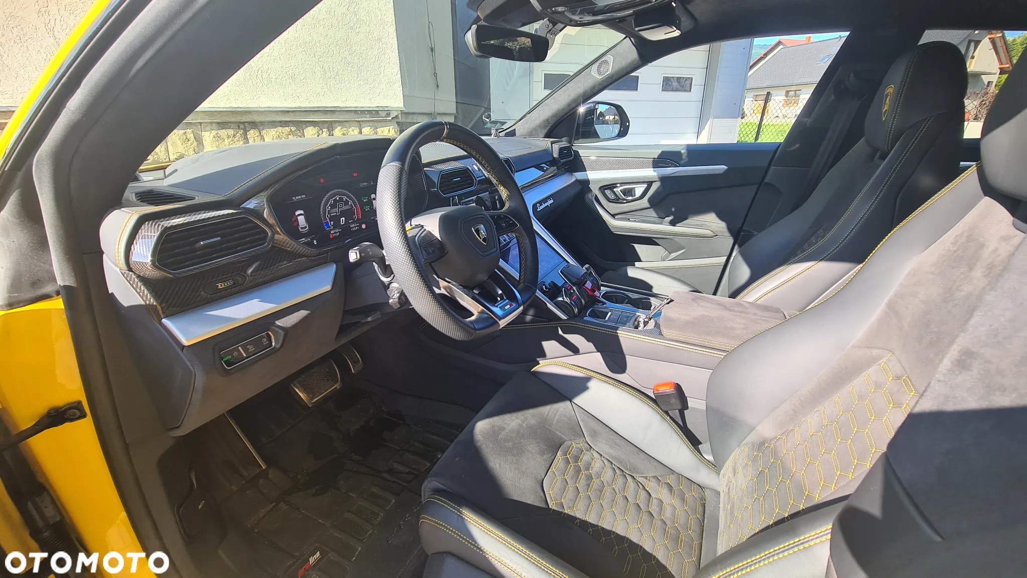 Lamborghini Urus - 5