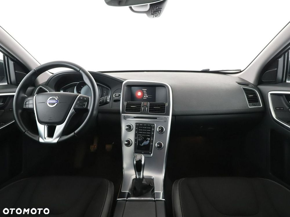 Volvo XC 60 D3 Momentum - 16
