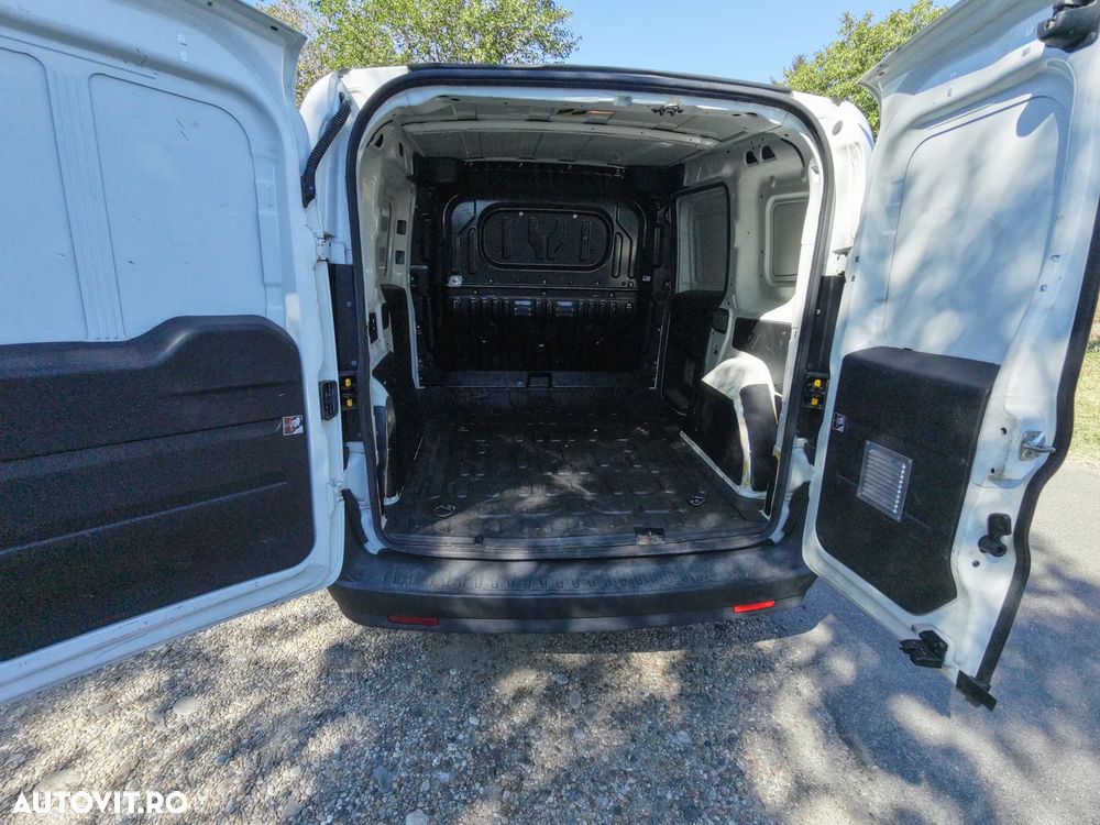 Opel Combo - 12