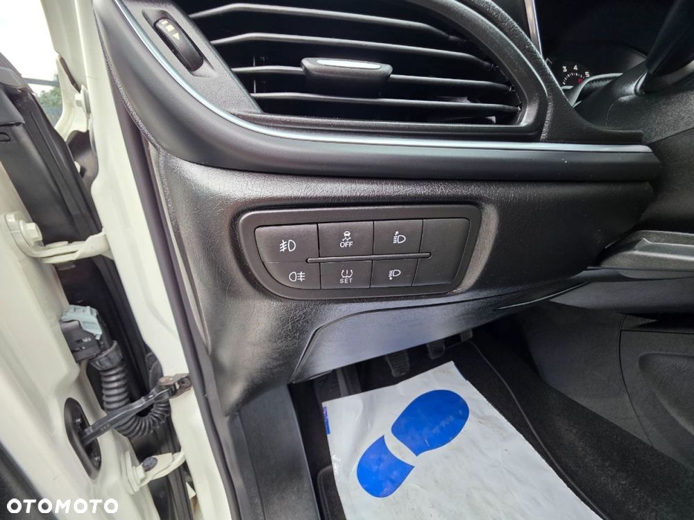 Fiat Tipo - 12
