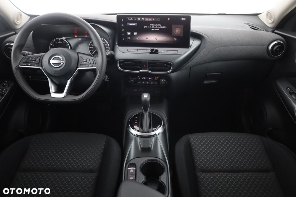 Nissan Juke 1.0 DIG-T Acenta DCT - 10