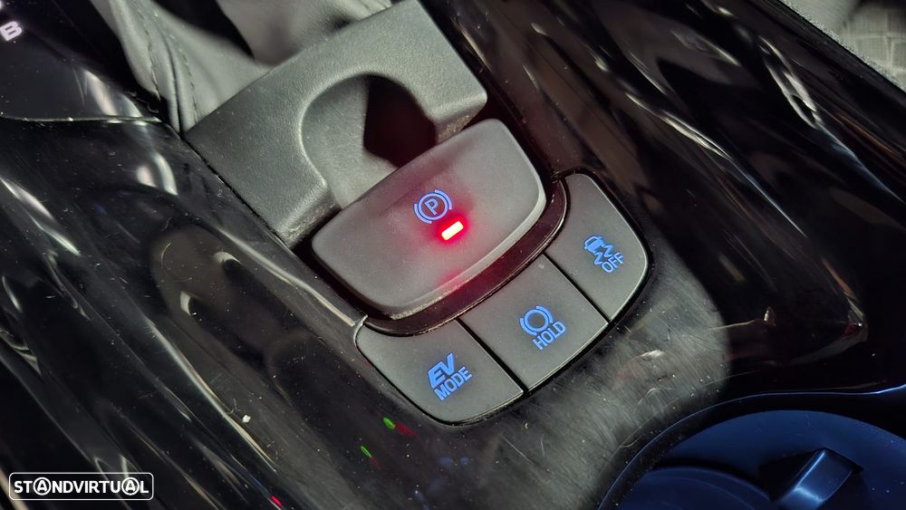 Toyota C-HR 1.8 Hybrid Square Collection - 18