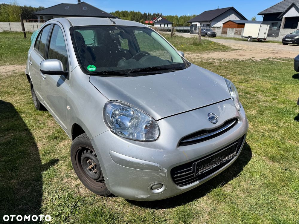 Nissan Micra - 1