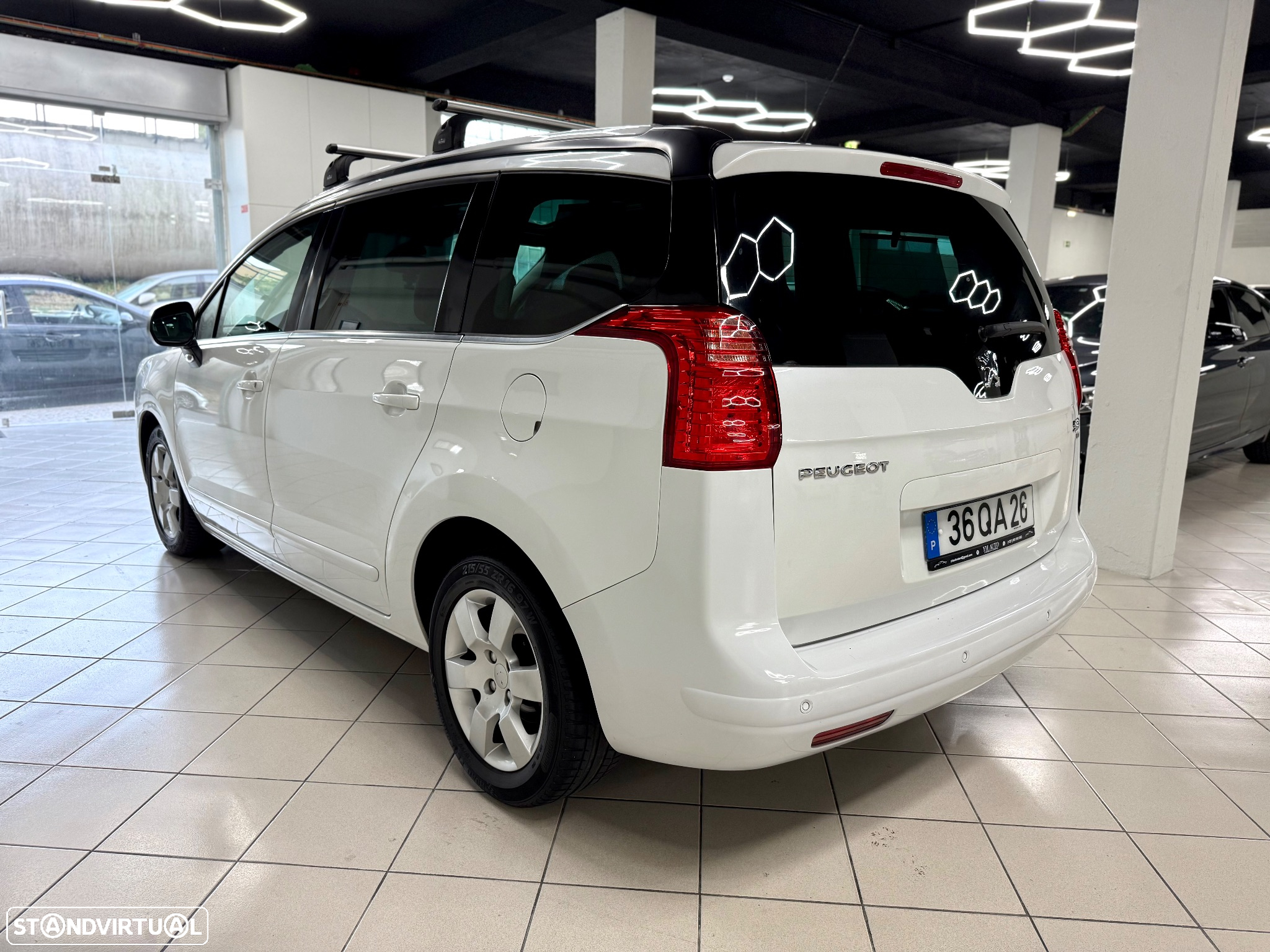 Peugeot 5008 1.6 E-HDi 7L Allure 2-Tronic - 9