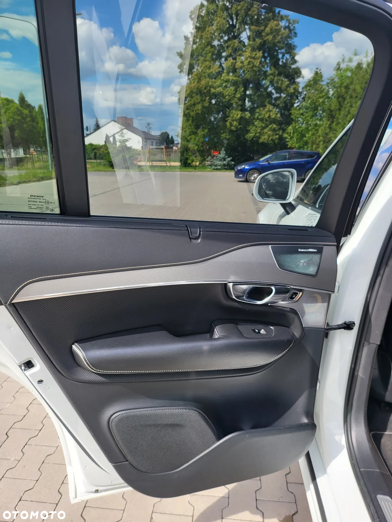 Volvo XC 90 D5 AWD R-Design - 24