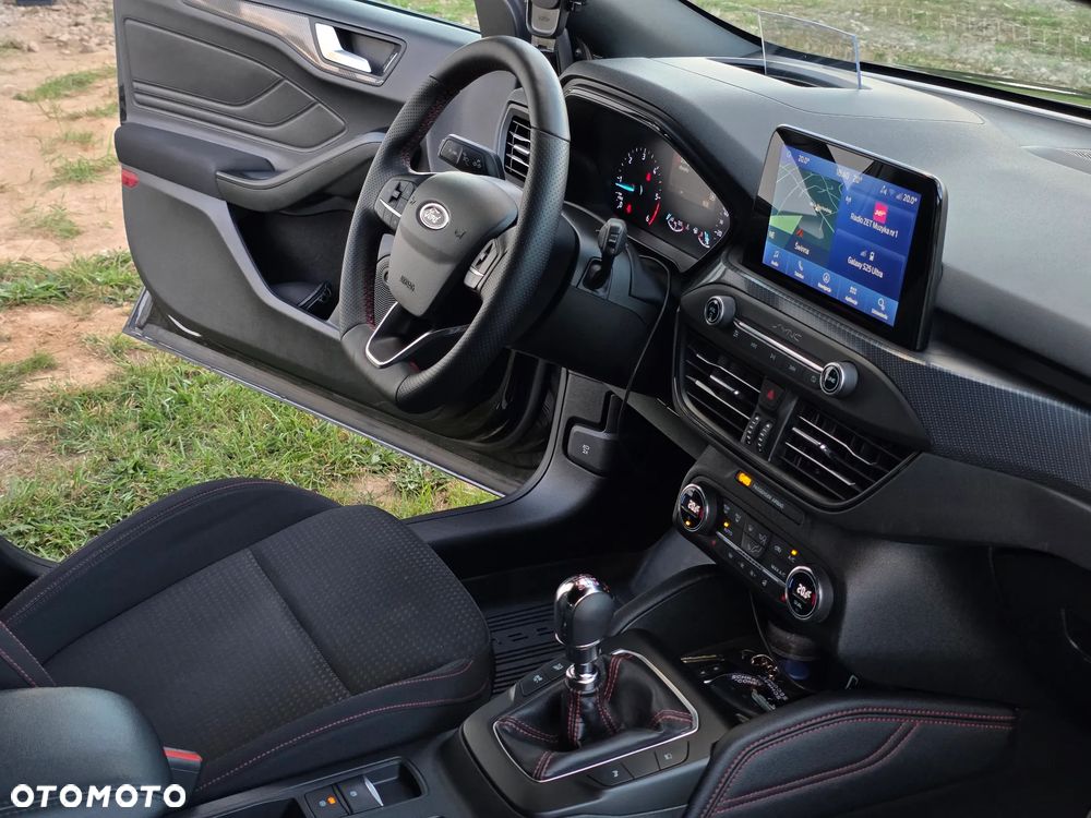 Ford Focus 2.0 EcoBlue ST-Line - 23