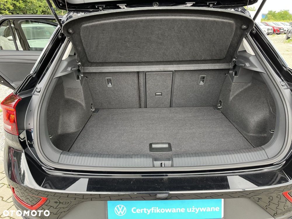 Volkswagen T-Roc - 18