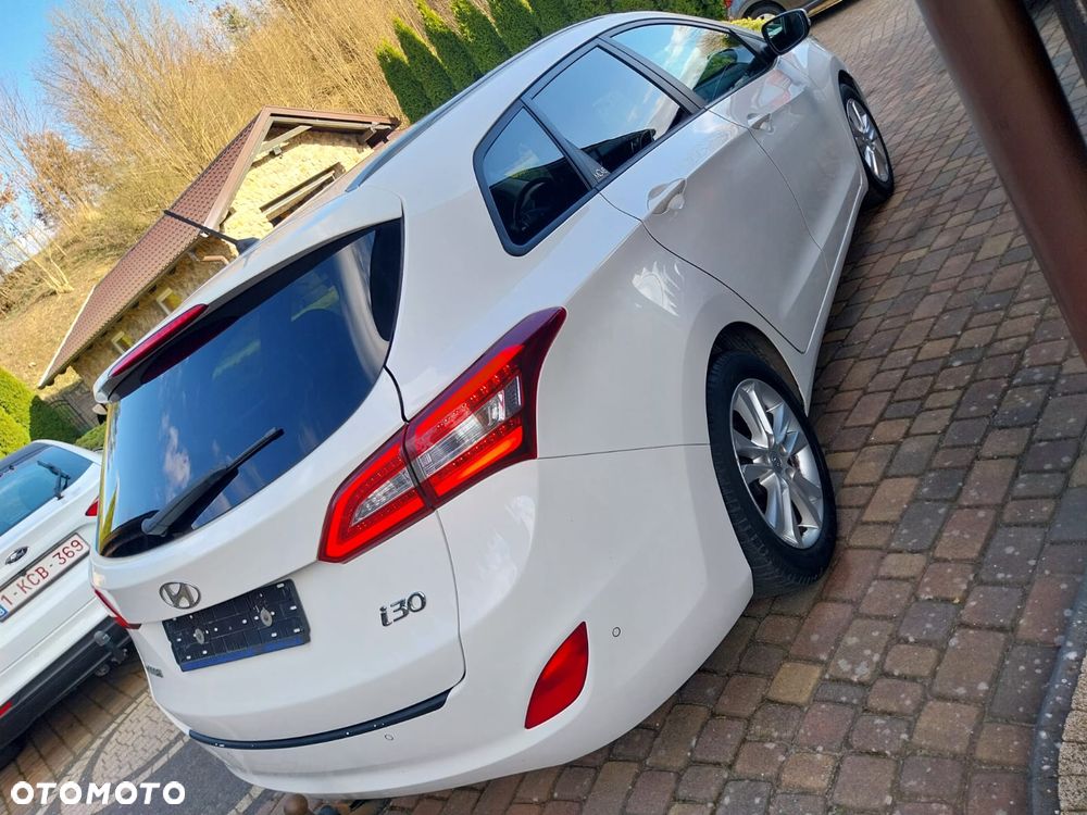Hyundai i30 - 16