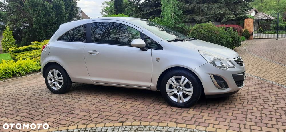 Opel Corsa - 3