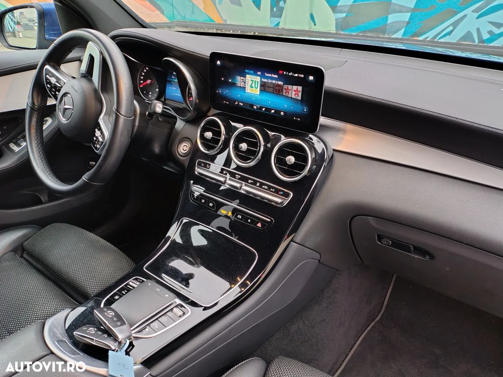 Mercedes-Benz GLC 300 e 4MATIC - 23