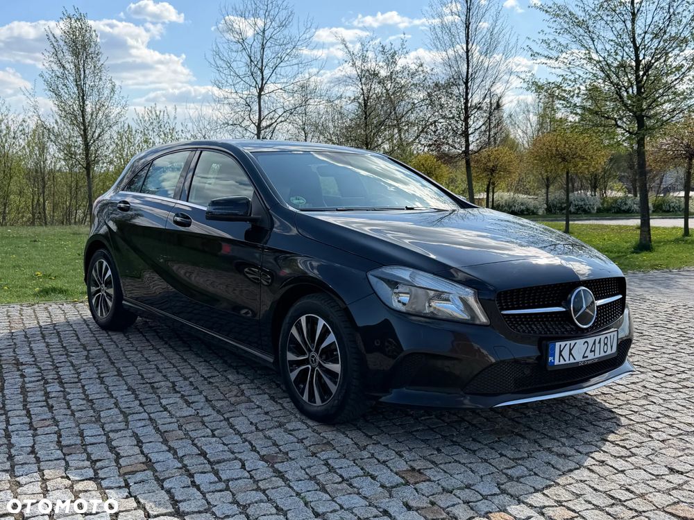 Mercedes-Benz Klasa A 180 7G-DCT StreetStyle - 3