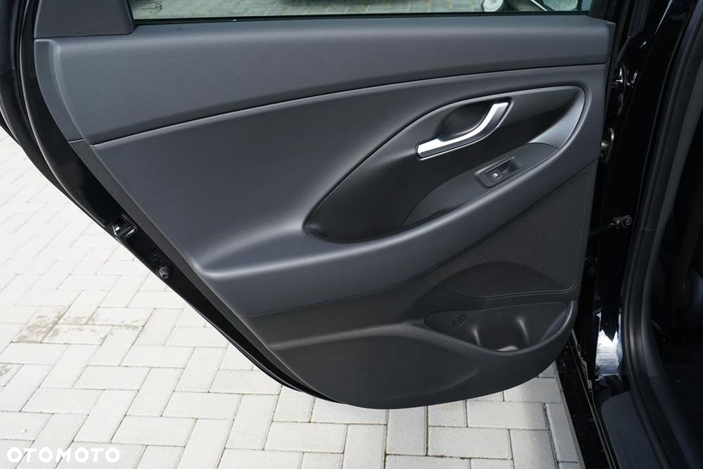 Hyundai i30 1.5 T-GDI 48V Smart DCT - 9