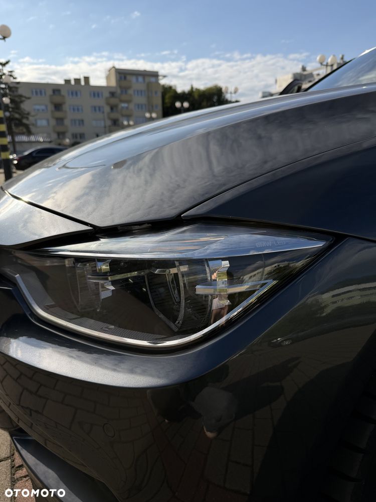 BMW Seria 3 - 16