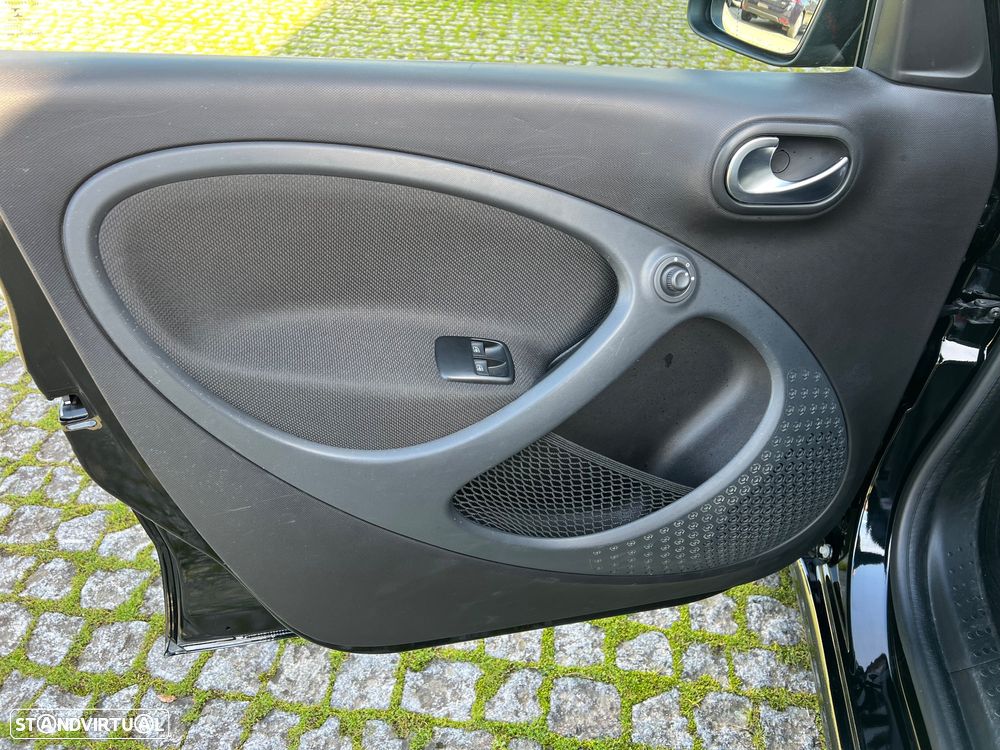 Smart ForFour EQ - 7