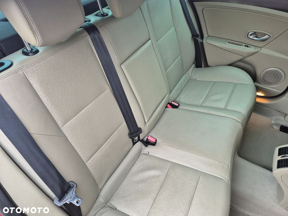 Renault Megane TCe 130 Night and Day - 10