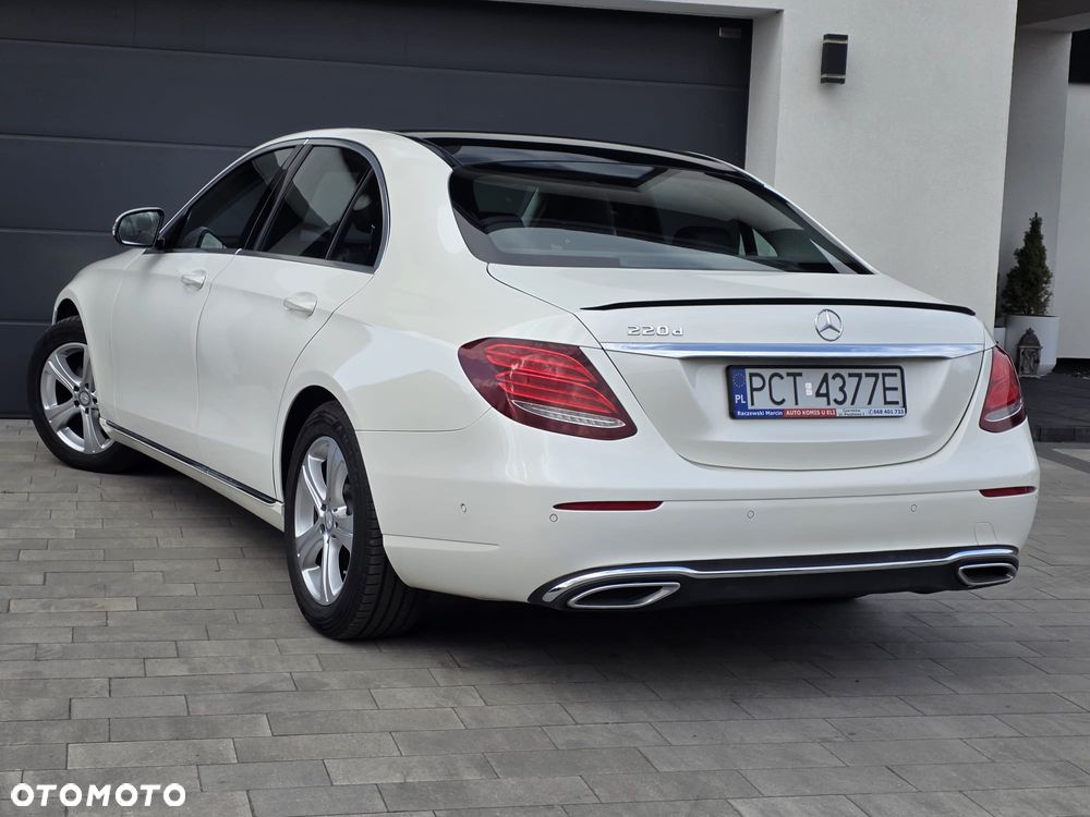 Mercedes-Benz Klasa E - 31