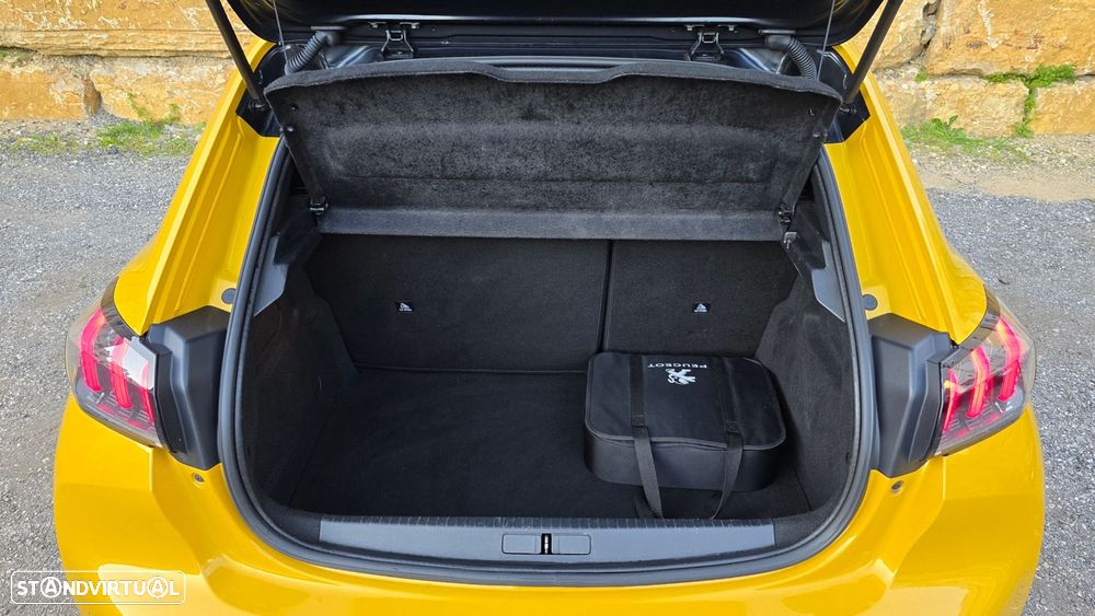 Peugeot e-208 GT - 59