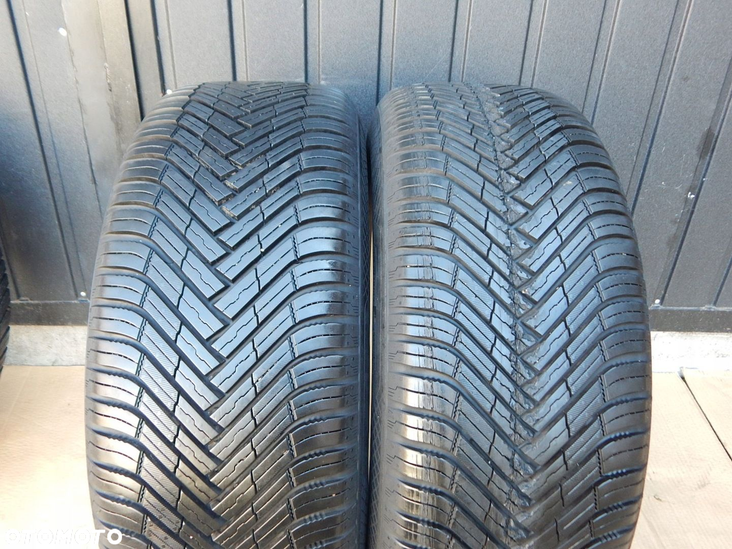 VW T5 koła alufelgi FELGI opony R17 235/55 bieżnik 4.67 7.32 - 12