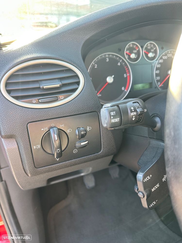 Ford Focus 1.6 TDCi 1st Edition - 11