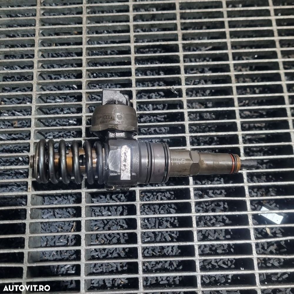 Injector Volkswagen Touareg 7L 2.5 TDI 2003 - 2006 174CP BAC (1460) Diesel 0414720228 - 3