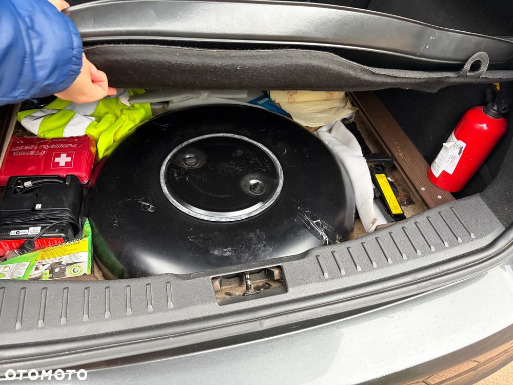 Ford Focus 1.6 SYNC Edition - 18