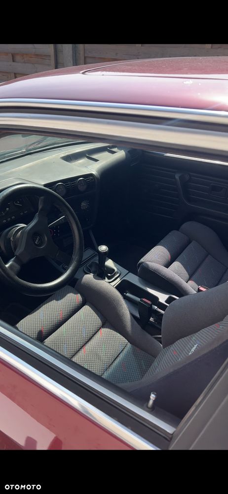 BMW Seria 3 325i - 6