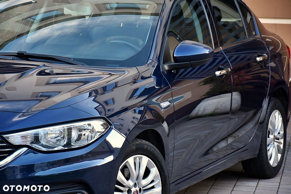 Fiat Tipo 1.4 16v Lounge EU6d - 10