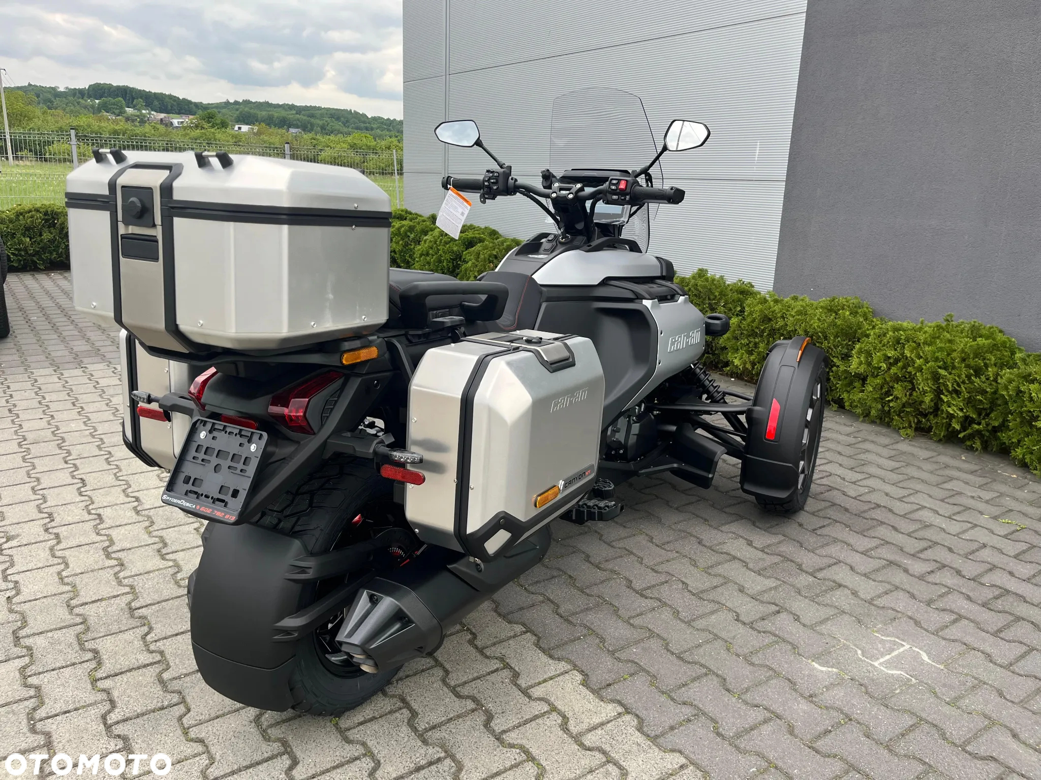 Can-Am Spyder - 8