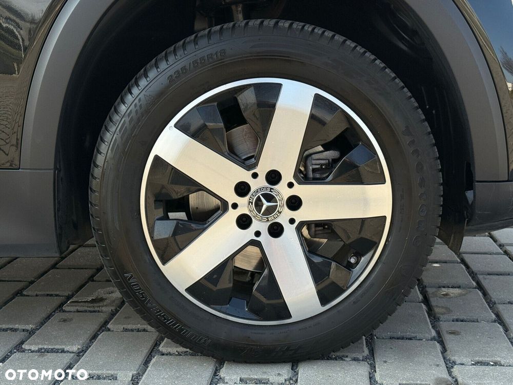 Mercedes-Benz GLB 200 Progressive 7G-DCT - 10