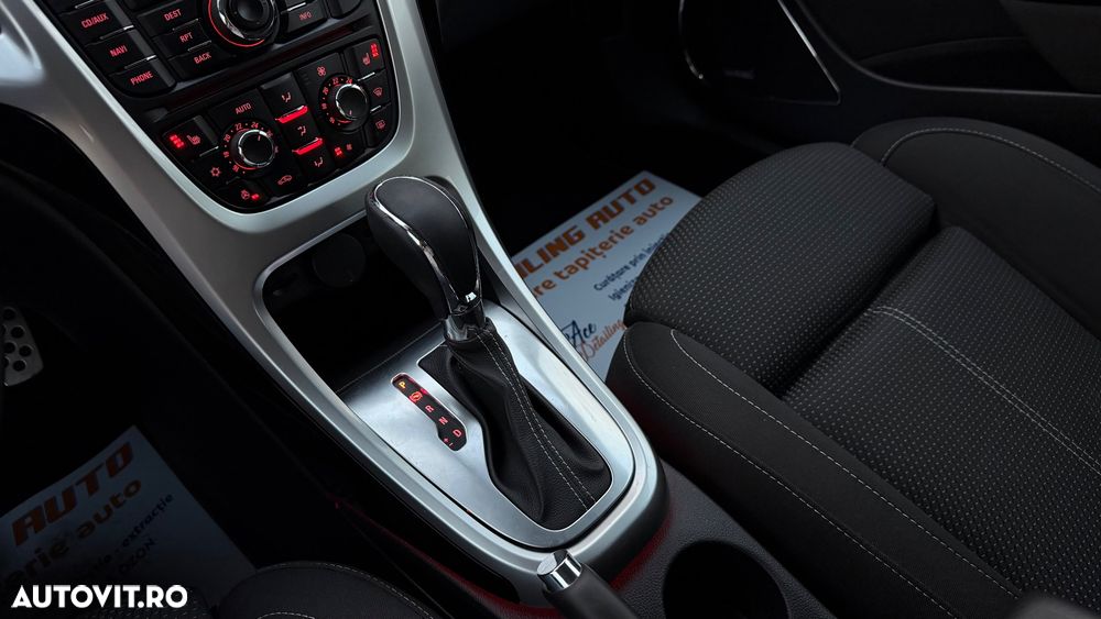 Opel Astra 1.6 Turbo ECOTEC Cosmo Aut. - 11