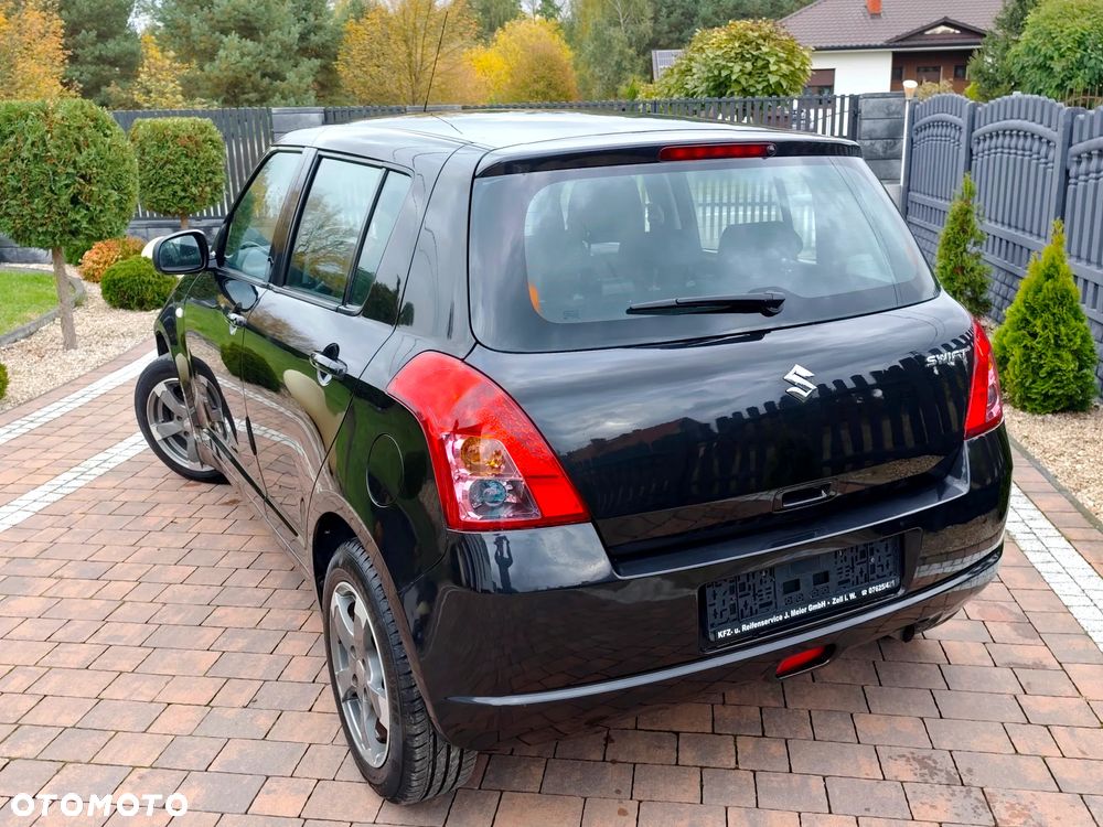 Suzuki Swift - 11