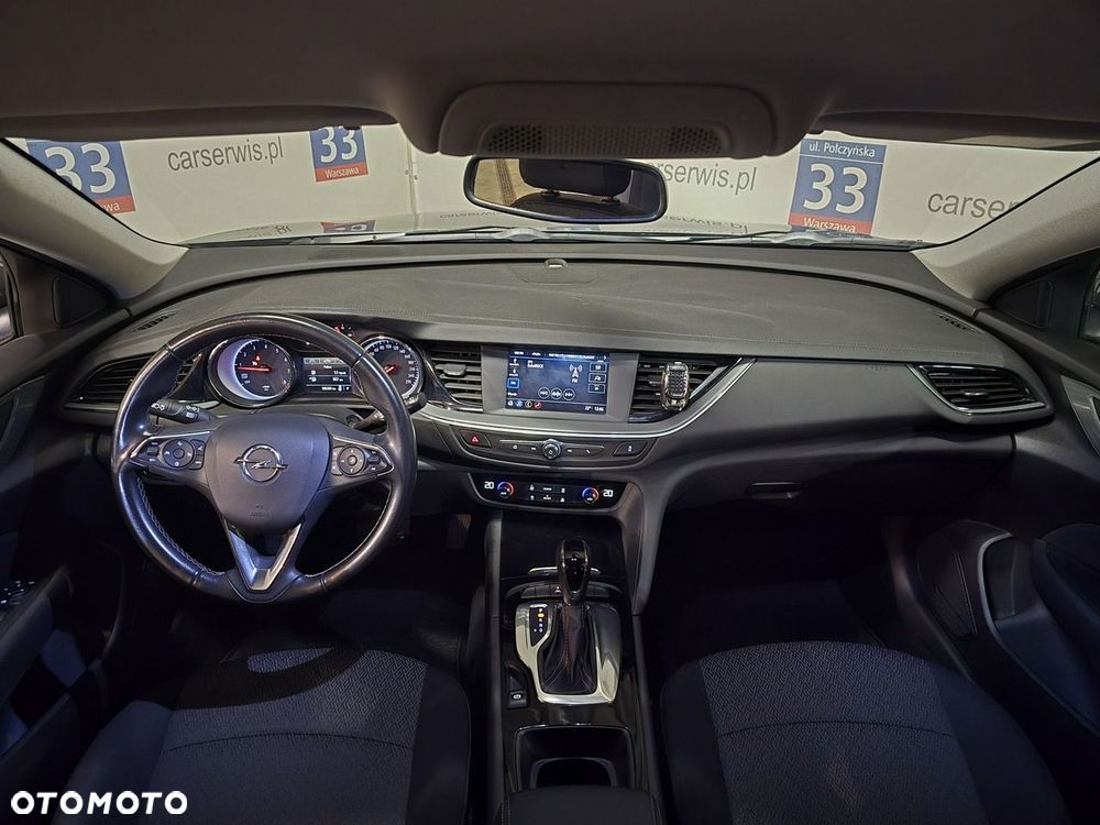 Opel Insignia - 18