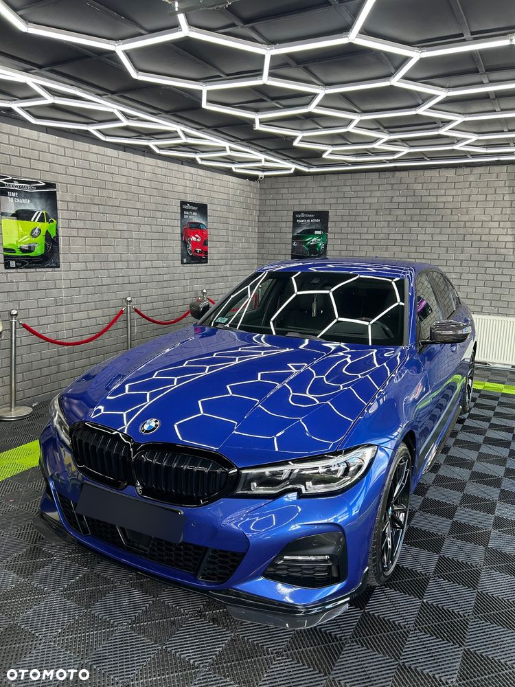 BMW Seria 3 320d xDrive M Sport sport - 2