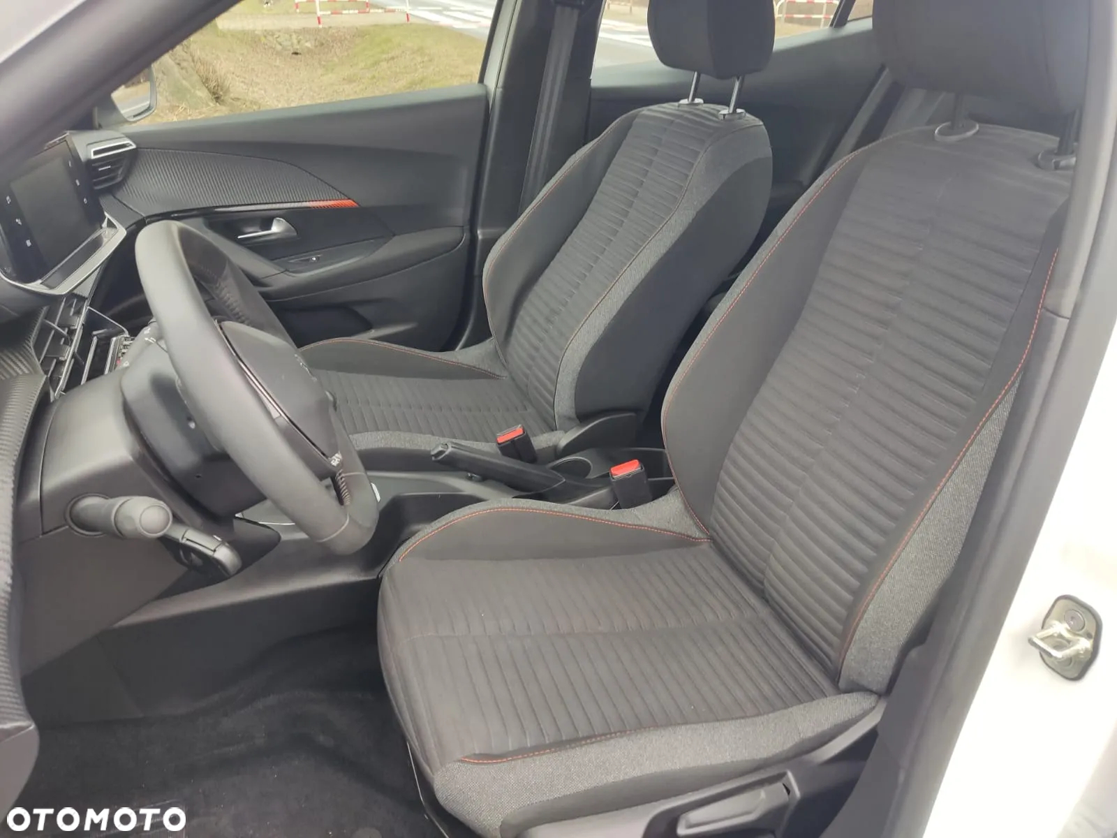 Peugeot 2008 - 33