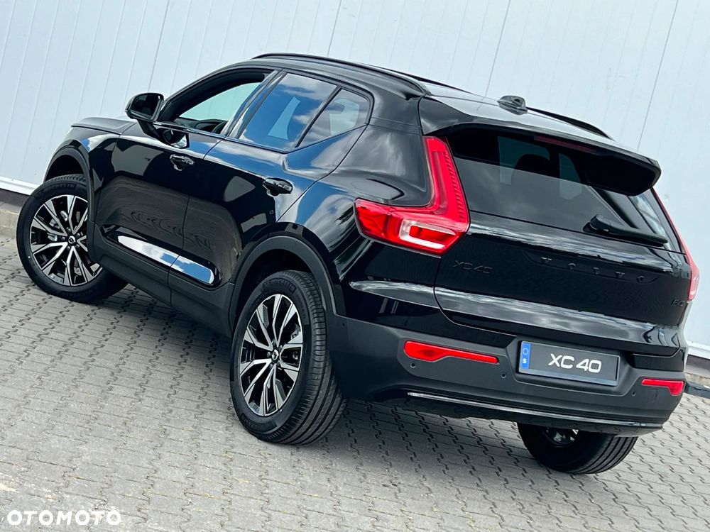 Volvo XC 40 B4 AWD Ultimate Dark - 9