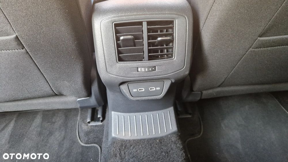 Volkswagen T-Roc 1.5 TSI Life DSG - 7